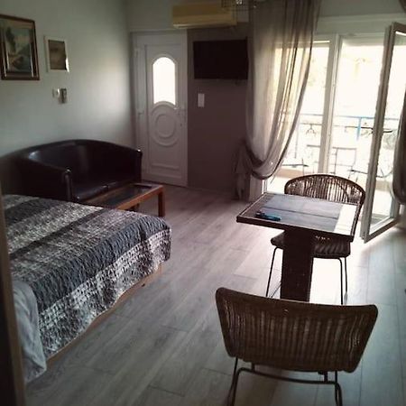 Minimal & Cozy Στουντιο Με Δωρεαν Χωρο Σταθμευσησ Кавала Екстер'єр фото
